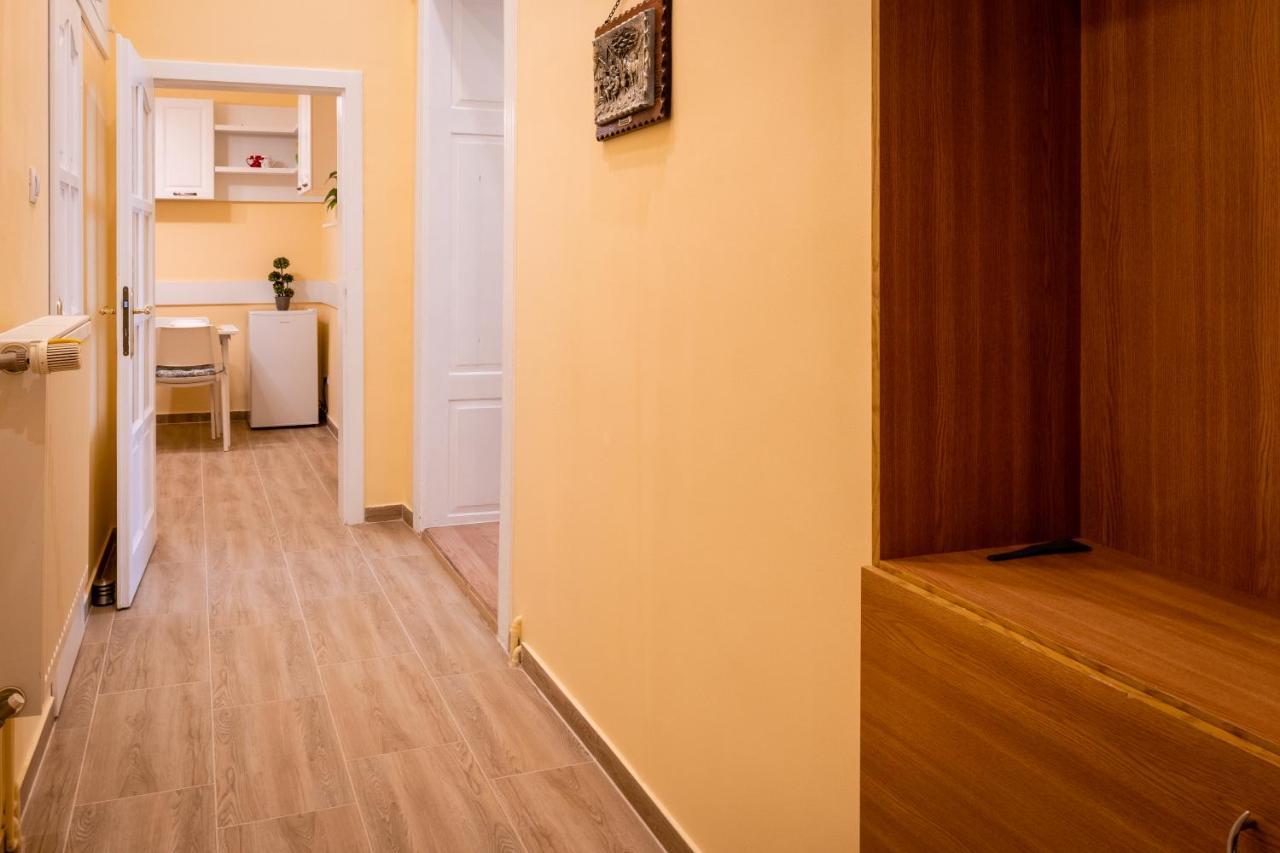 Casa Max Apartment Timisoara Ngoại thất bức ảnh